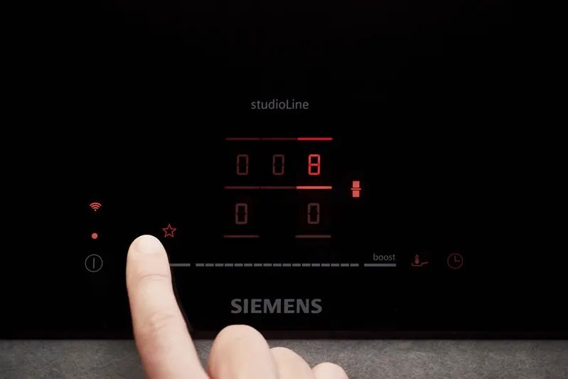 Bếp từ Siemens TouchSlider